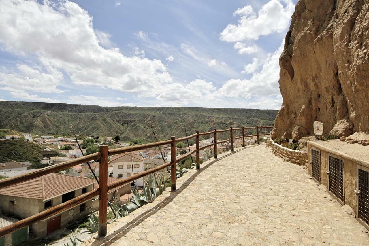 Cueva Alcazar Villa Gorafe ภายนอก รูปภาพ